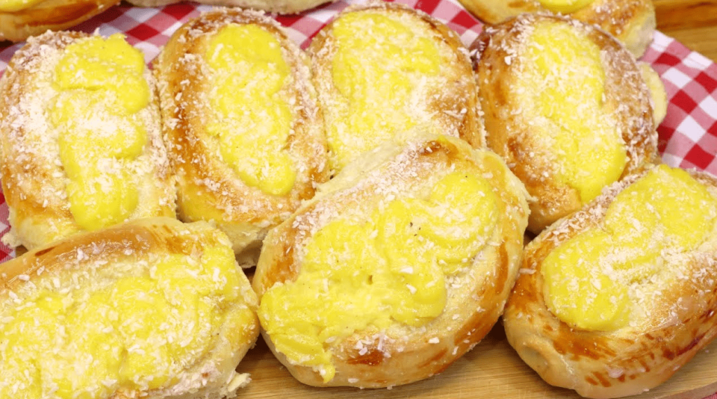 Rosquinhas Recheadas com Creme de Confeiteiro
